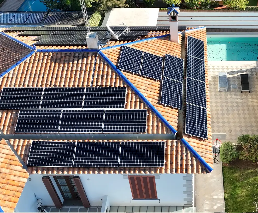 cuanto puedes ahorrar con placas solares